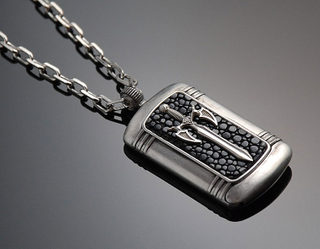 Illustration for article titled USB Dog Tags Shipping Now, Still Overpriced